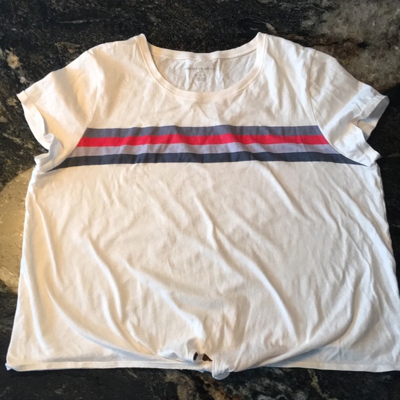American Eagle Outfitters Tops - American Eagle crop top